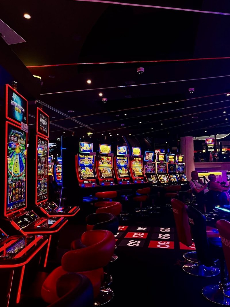 Learn about casino lizaro